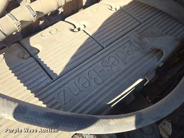 image for item EE7922 2010 Freightliner Business Class M2 dump truck