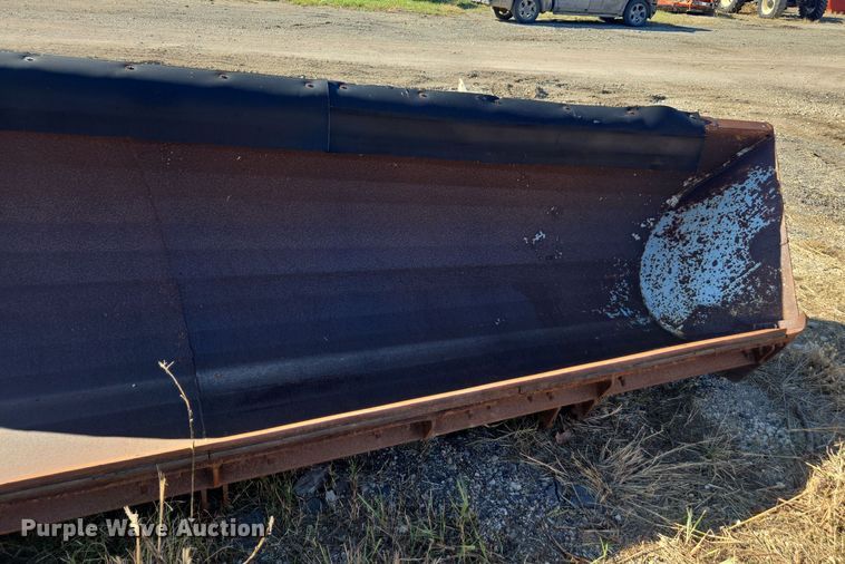 image for item EE7922 2010 Freightliner Business Class M2 dump truck