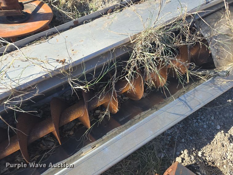 image for item EE7922 2010 Freightliner Business Class M2 dump truck