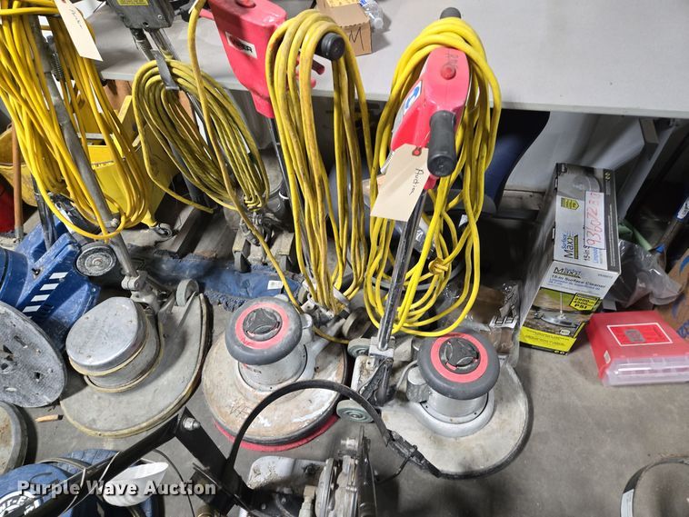 image for item EE8521 Cleaning equipment 