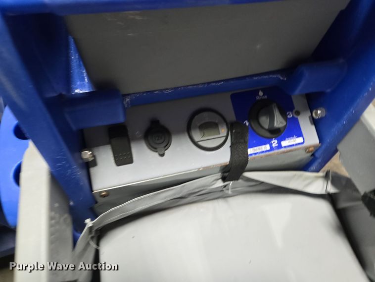 image for item EE8521 Cleaning equipment 