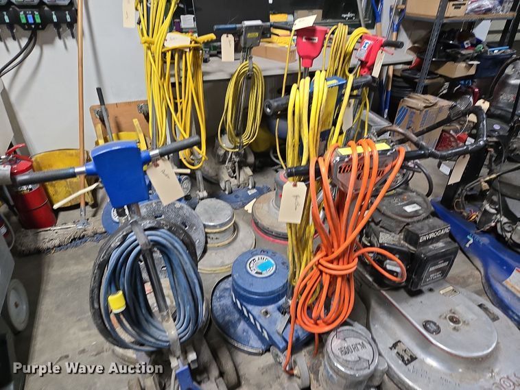 image for item EE8521 Cleaning equipment 