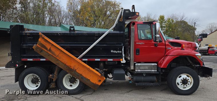 image for item EE8699 2012 International 7500 dump truck