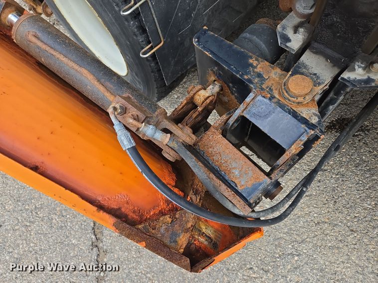 image for item EE8699 2012 International 7500 dump truck