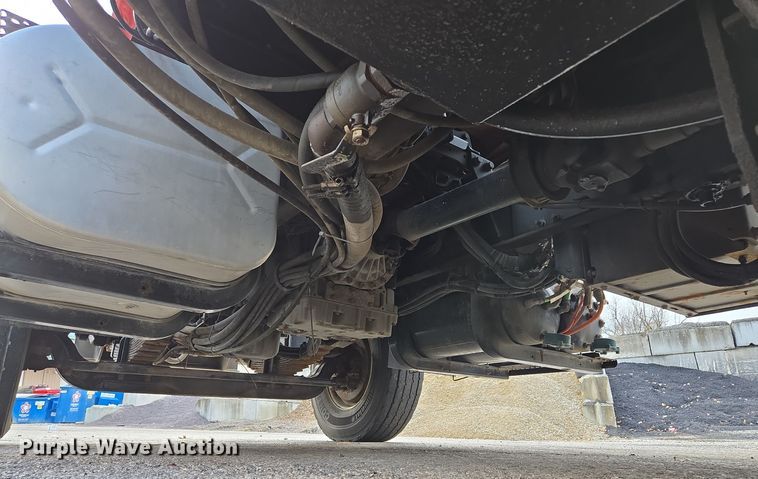 image for item EE8699 2012 International 7500 dump truck