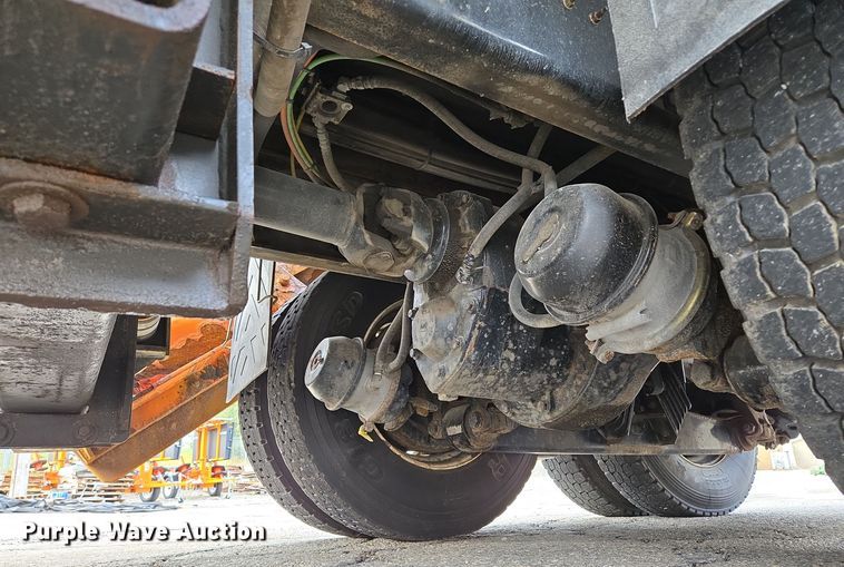 image for item EE8699 2012 International 7500 dump truck