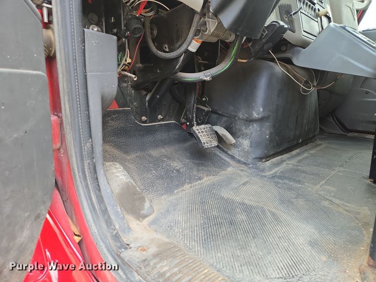 image for item EE8699 2012 International 7500 dump truck