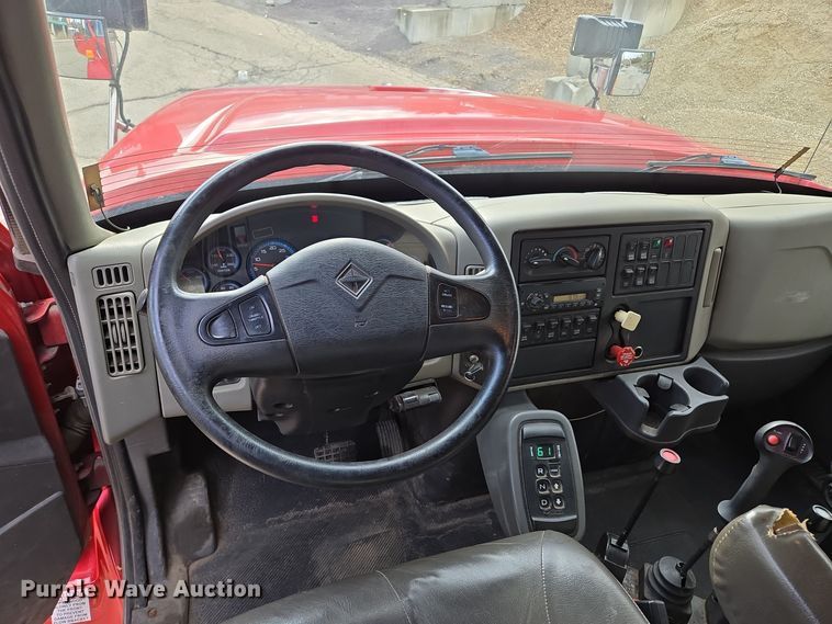 image for item EE8699 2012 International 7500 dump truck