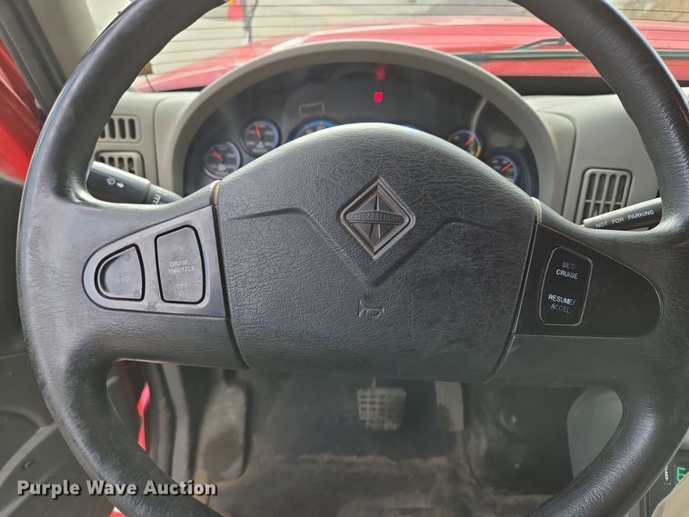 image for item EE8699 2012 International 7500 dump truck