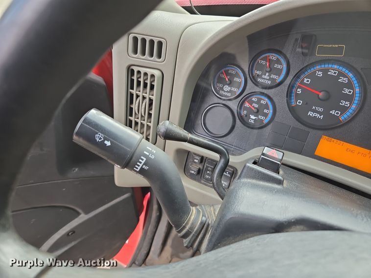 image for item EE8699 2012 International 7500 dump truck