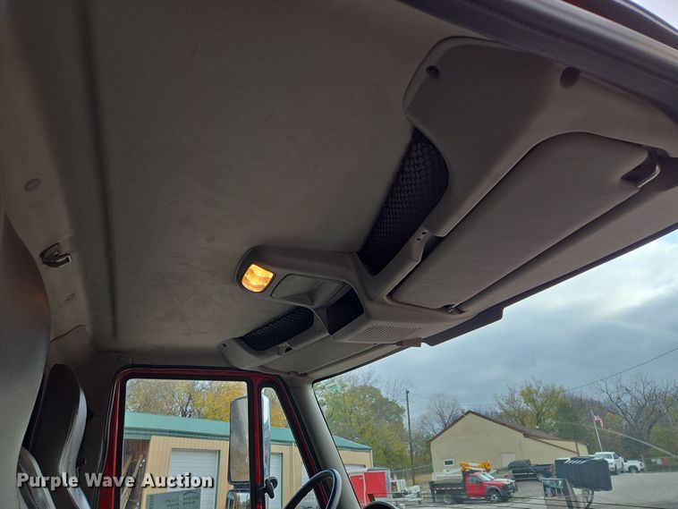 image for item EE8699 2012 International 7500 dump truck