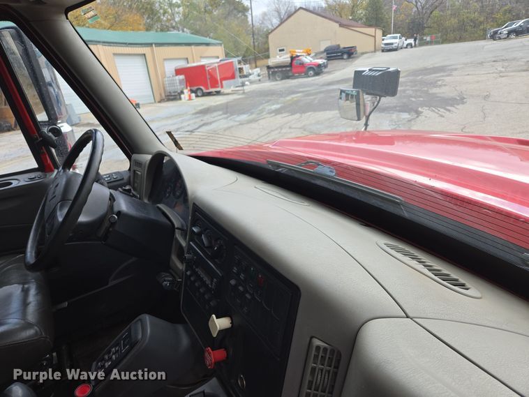 image for item EE8699 2012 International 7500 dump truck