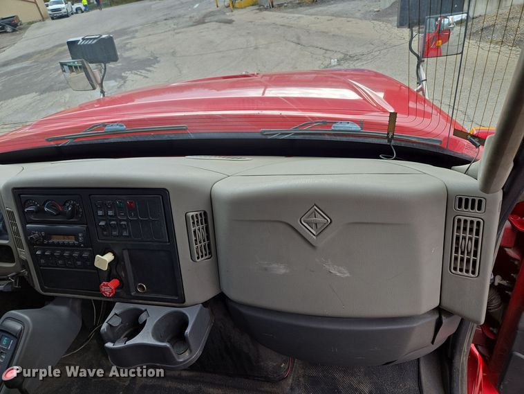 image for item EE8699 2012 International 7500 dump truck