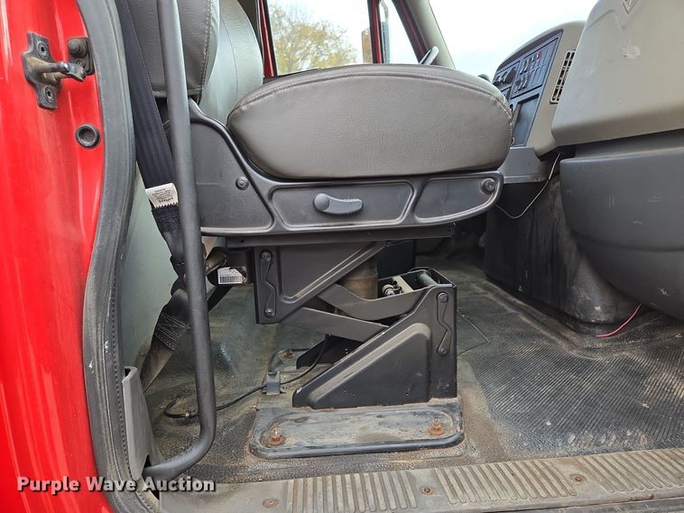 image for item EE8699 2012 International 7500 dump truck