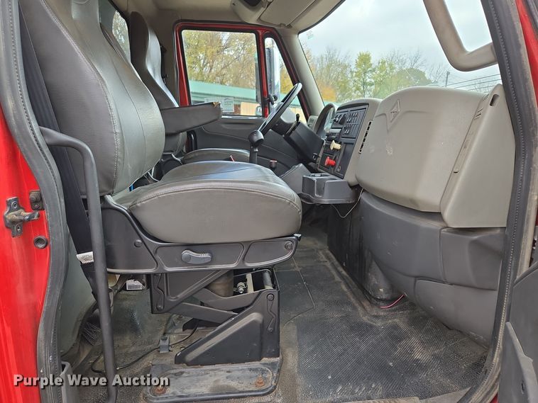 image for item EE8699 2012 International 7500 dump truck