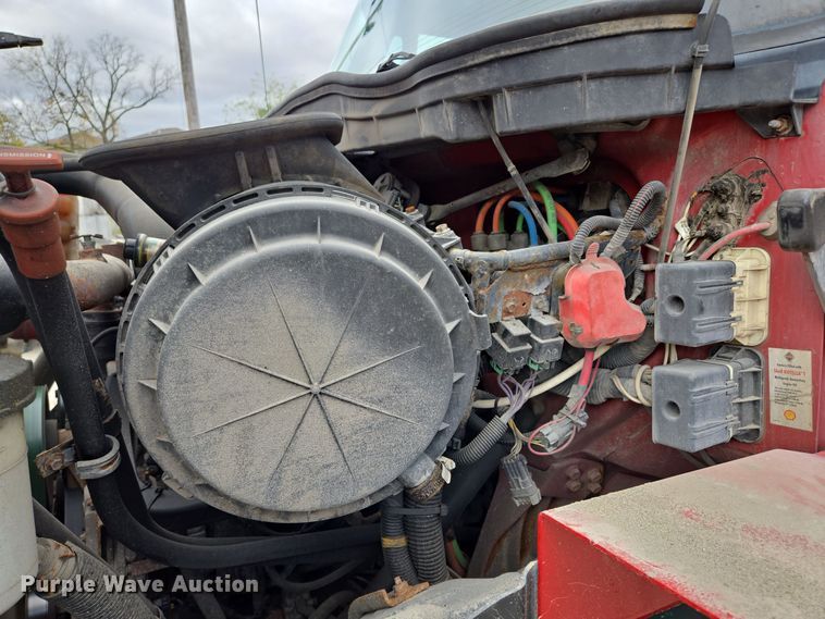 image for item EE8699 2012 International 7500 dump truck