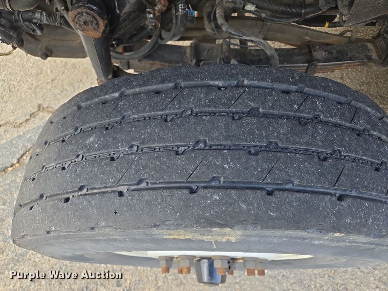 image for item EE8699 2012 International 7500 dump truck