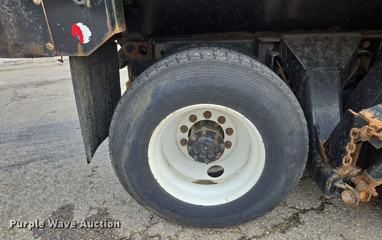 image for item EE8699 2012 International 7500 dump truck