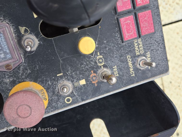 image for item EE8713 2005 Ingersoll Rand  PT125R pneumatic roller