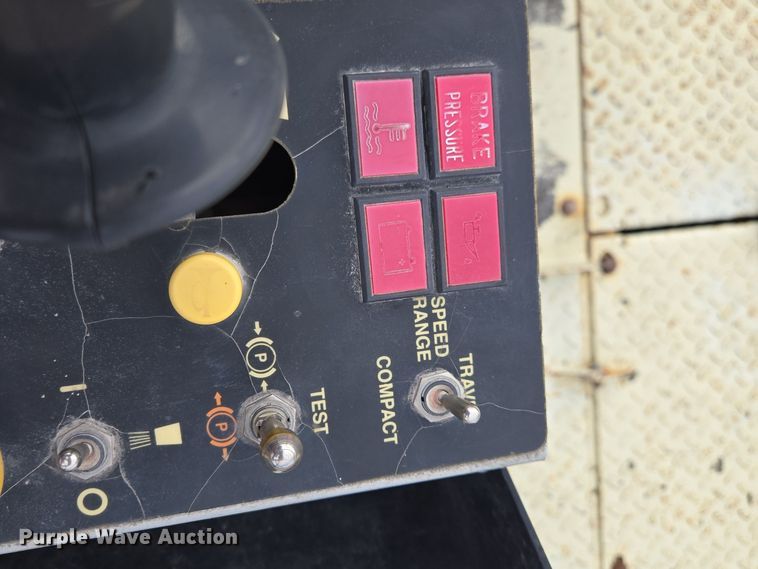 image for item EE8713 2005 Ingersoll Rand  PT125R pneumatic roller