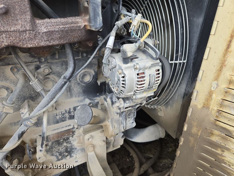 image for item EE8713 2005 Ingersoll Rand  PT125R pneumatic roller