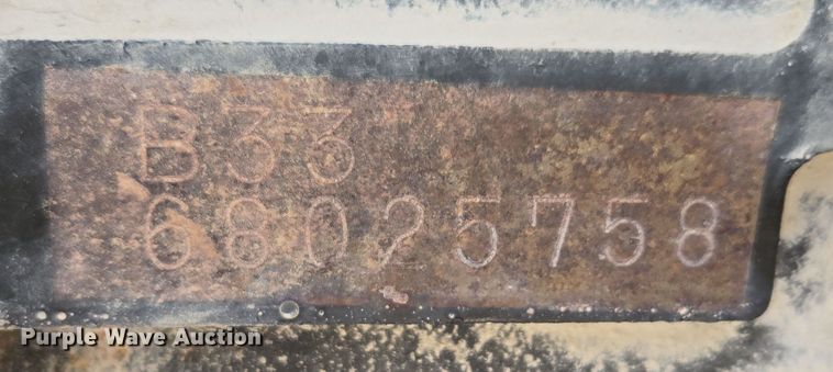 image for item EE8713 2005 Ingersoll Rand  PT125R pneumatic roller