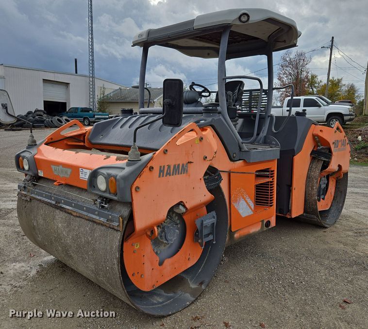 image for item EE8714 2011 Hamm HD140 double drum vibratory roller