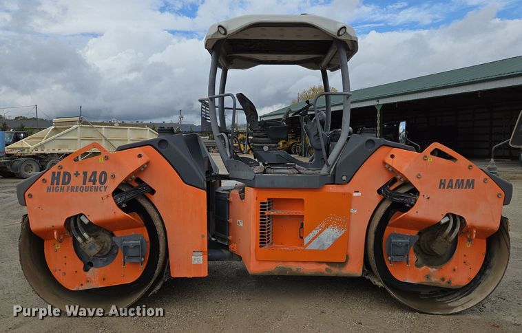 image for item EE8714 2011 Hamm HD140 double drum vibratory roller
