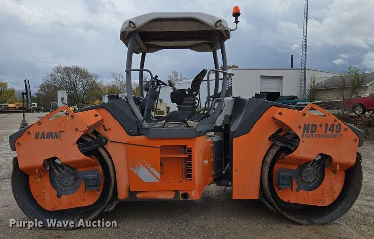 image for item EE8714 2011 Hamm HD140 double drum vibratory roller