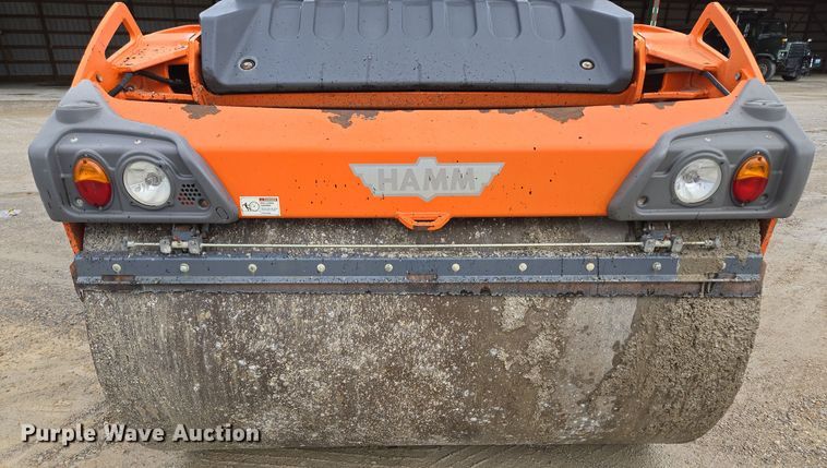 image for item EE8714 2011 Hamm HD140 double drum vibratory roller