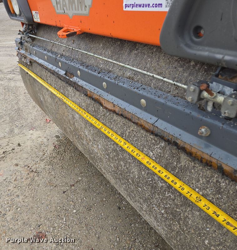 image for item EE8714 2011 Hamm HD140 double drum vibratory roller