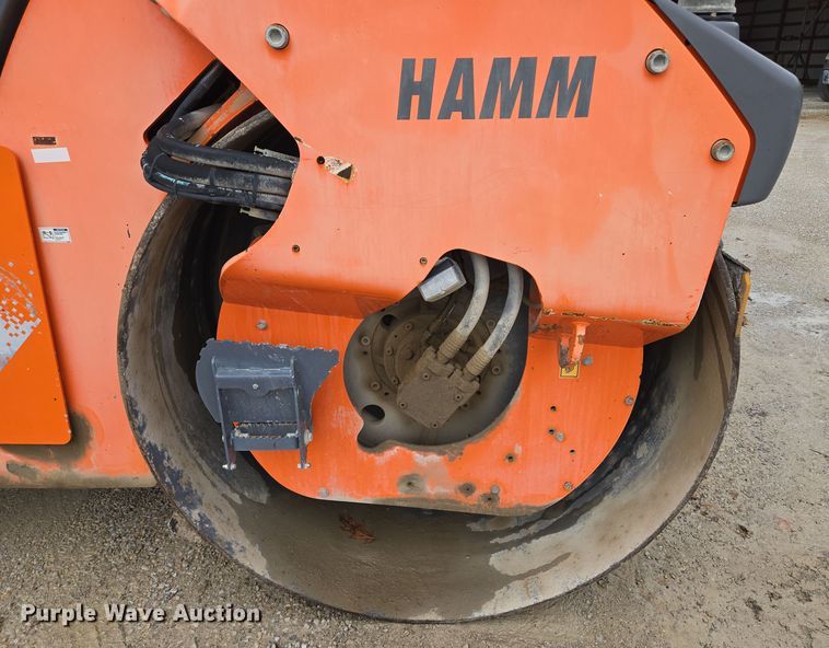 image for item EE8714 2011 Hamm HD140 double drum vibratory roller