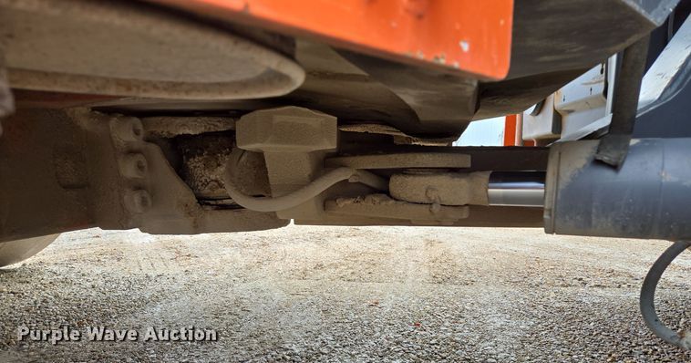 image for item EE8714 2011 Hamm HD140 double drum vibratory roller