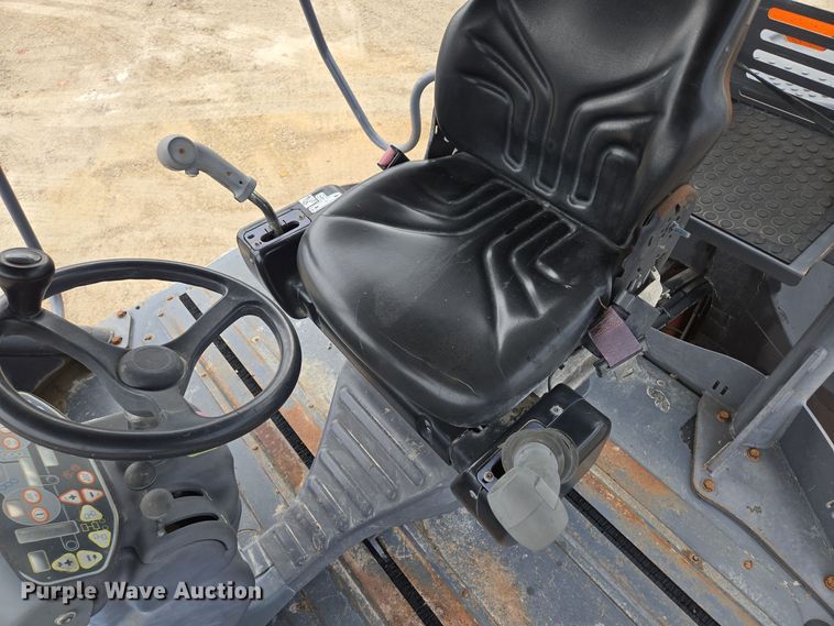 image for item EE8714 2011 Hamm HD140 double drum vibratory roller