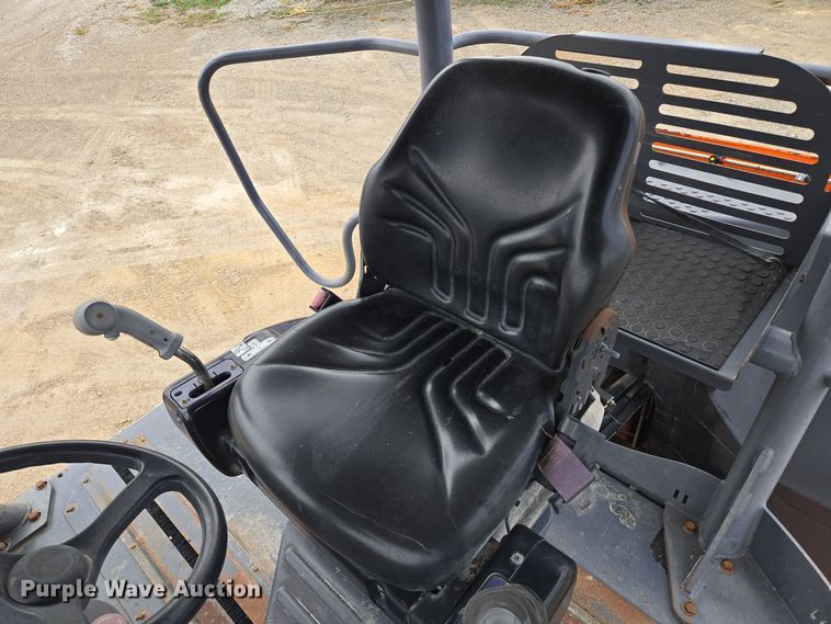 image for item EE8714 2011 Hamm HD140 double drum vibratory roller