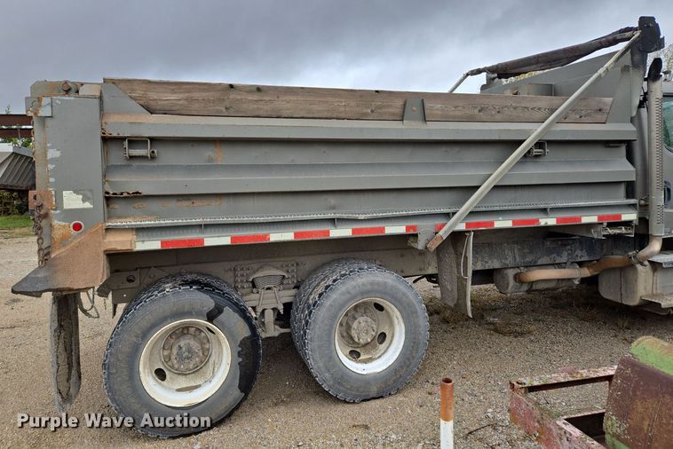 image for item EE8715 2008 Freightliner  Business Class M2 dump truck