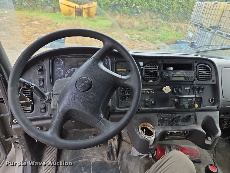 image for item EE8715 2008 Freightliner  Business Class M2 dump truck