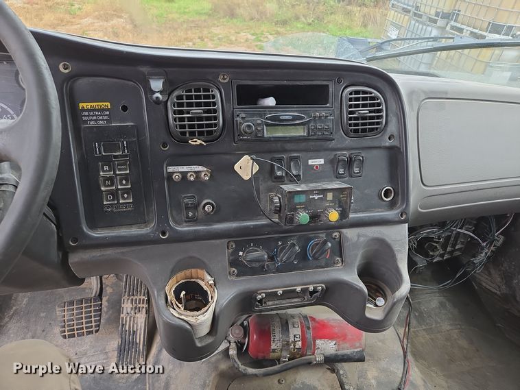 image for item EE8715 2008 Freightliner  Business Class M2 dump truck