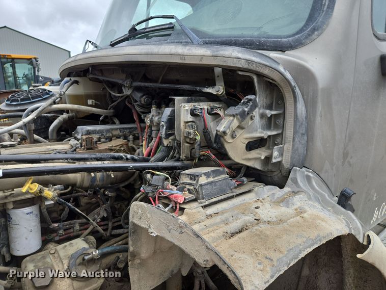 image for item EE8715 2008 Freightliner  Business Class M2 dump truck