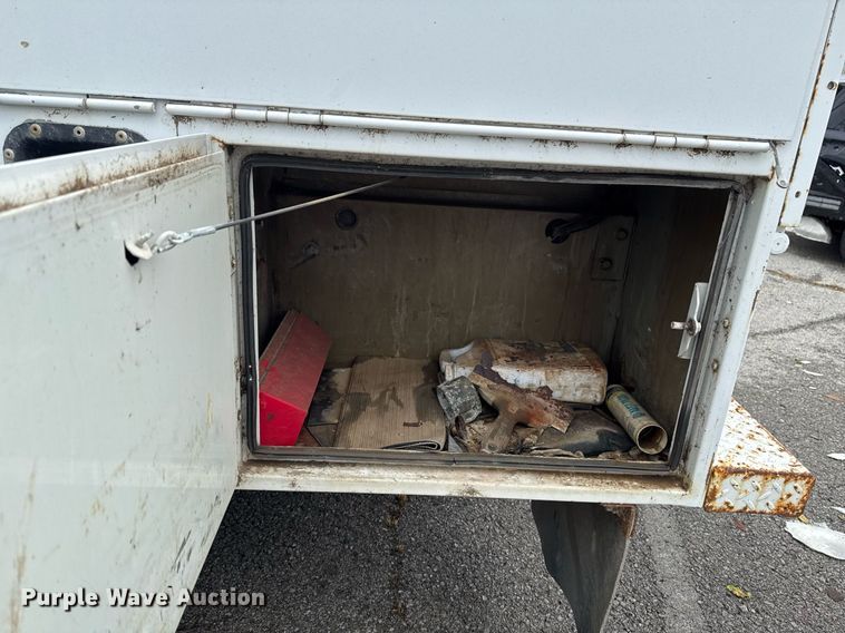 image for item EG0647 2011 Ford F450 Super Duty utility / service truck