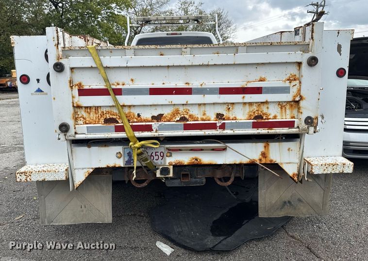 image for item EG0647 2011 Ford F450 Super Duty utility / service truck