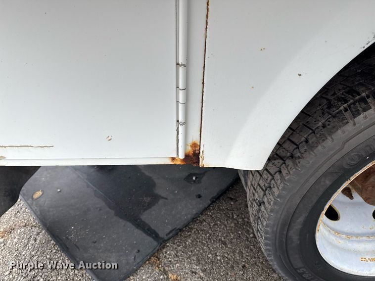 image for item EG0647 2011 Ford F450 Super Duty utility / service truck