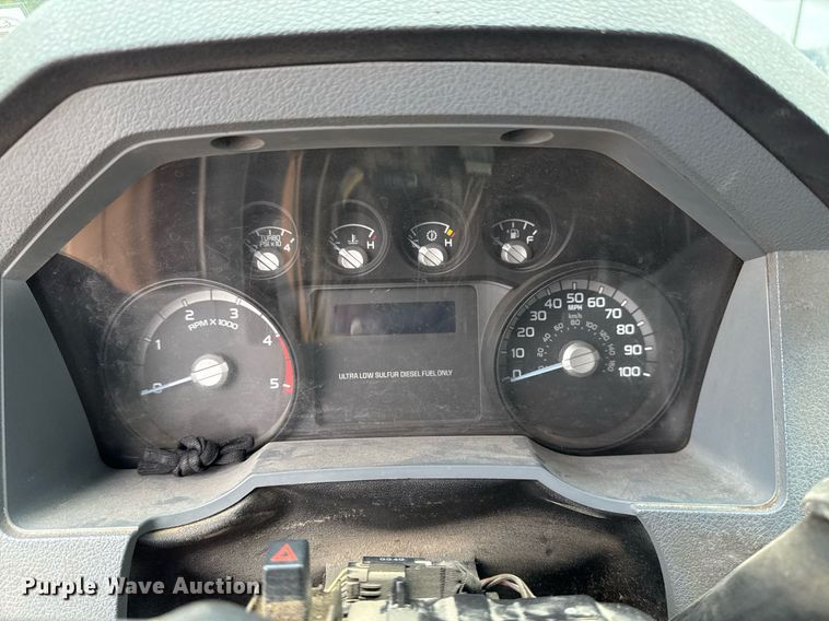 image for item EG0647 2011 Ford F450 Super Duty utility / service truck