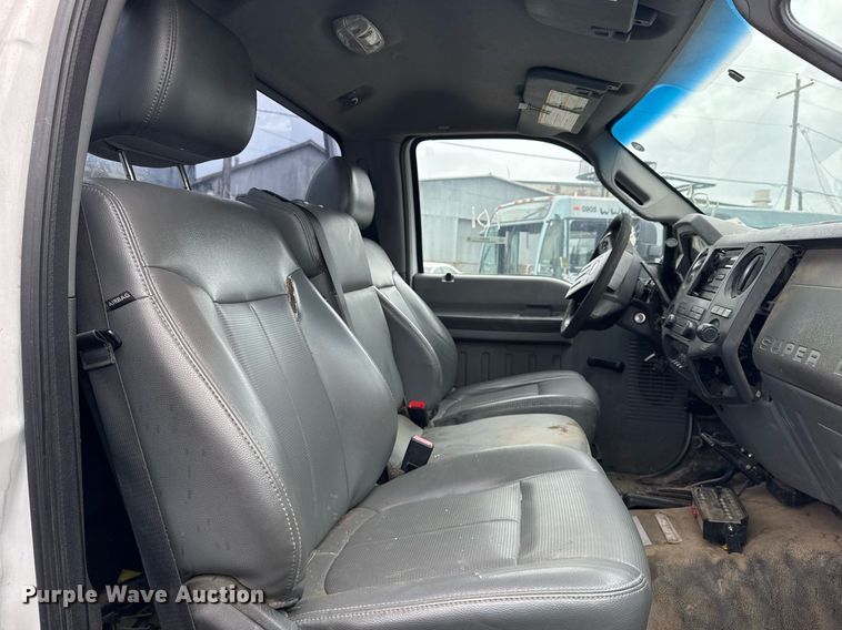 image for item EG0647 2011 Ford F450 Super Duty utility / service truck