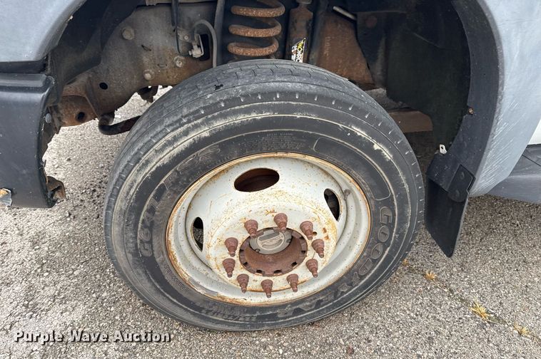 image for item EG0647 2011 Ford F450 Super Duty utility / service truck