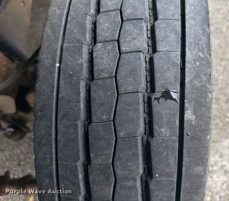 image for item EG0647 2011 Ford F450 Super Duty utility / service truck