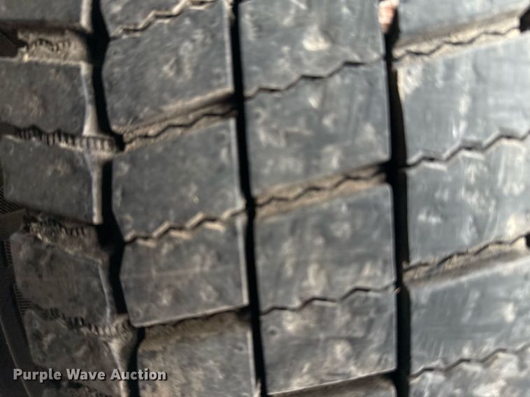 image for item EG0647 2011 Ford F450 Super Duty utility / service truck