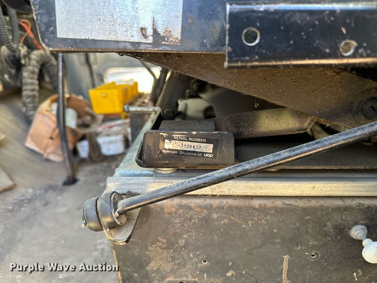 image for item EG6836 1985 Oshkosh P-2526-1 dump truck