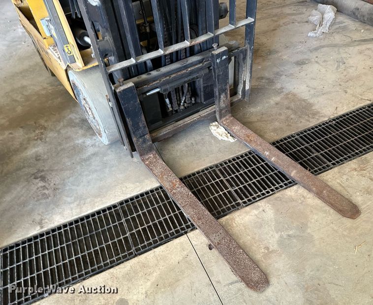 image for item EG6839 Caterpillar E5000-AC forklift