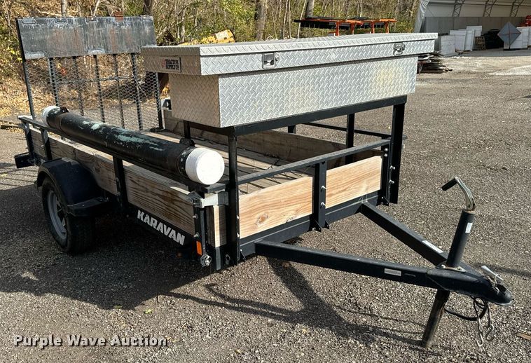 image for item EG6846 2018 Karavan utility trailer